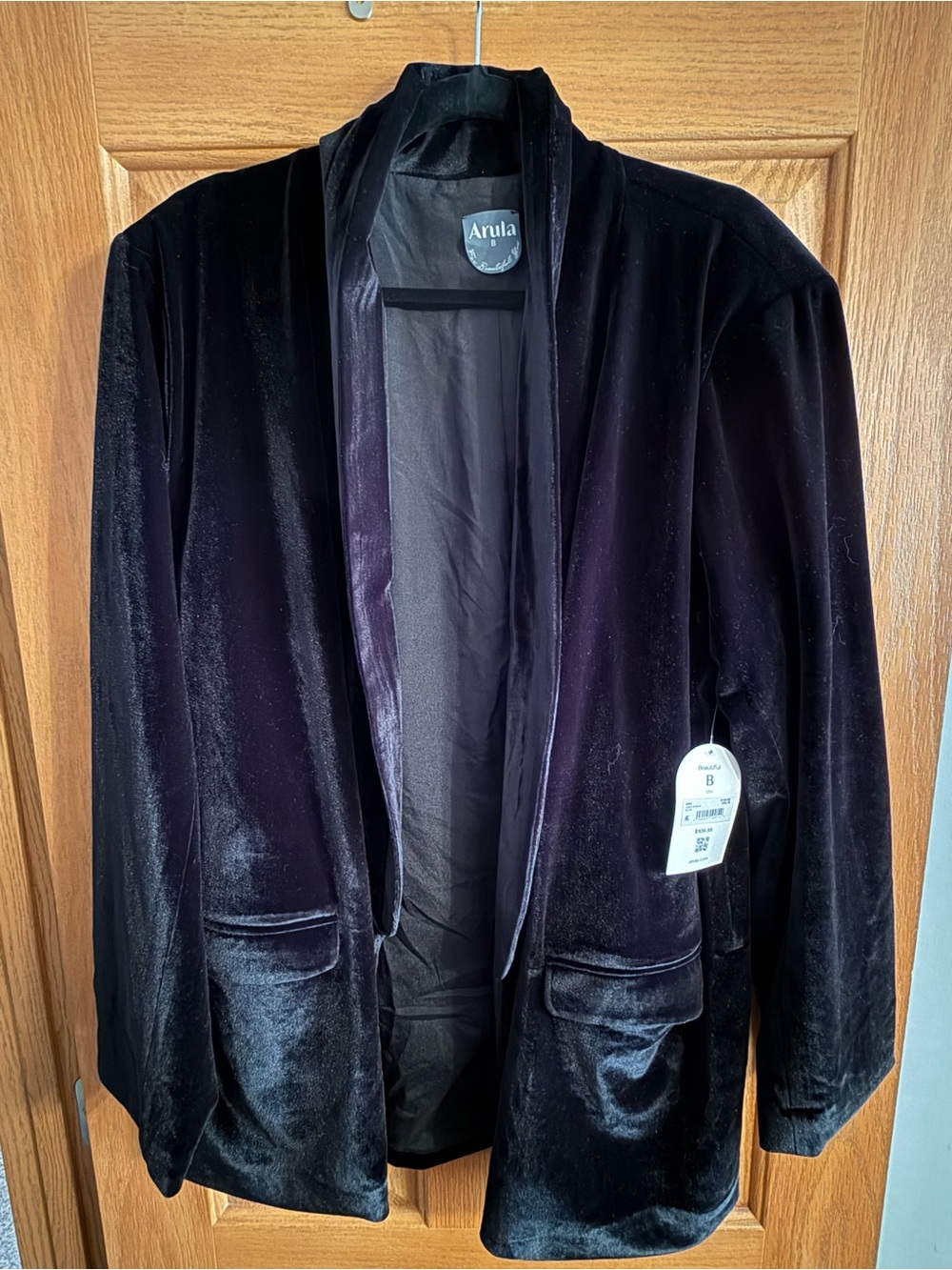 ARULA Black Velvet Open-Front Blazer/Jacket